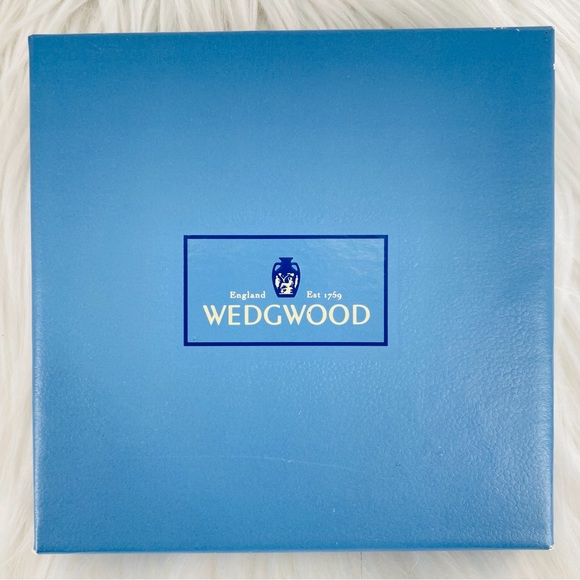 Wedgwood Bicentenary Celebration Bone China Trinket Tray signed by Lord Wedgwood - Picture 5 of 5